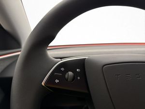 Tesla Model 3 bild 21