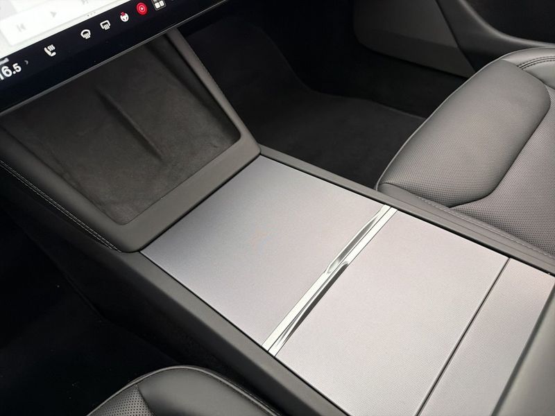 Tesla Model 3 bild 20
