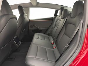 Tesla Model 3 bild 25