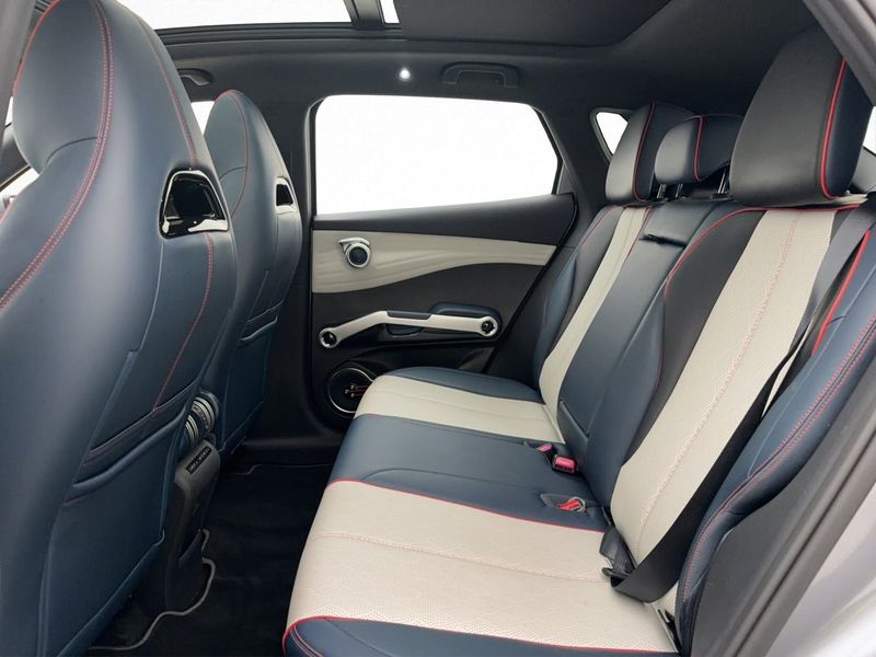BYD Atto 3 bild 32