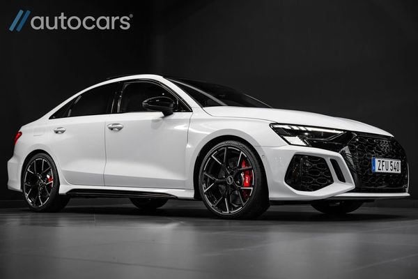 Audi RS3 Sedan 400hk|Leasbar|Pano|B&O|Matrix - 2023