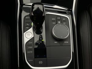BMW 330 bild 33