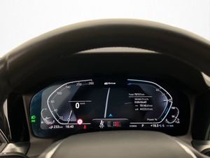 BMW 330 bild 15