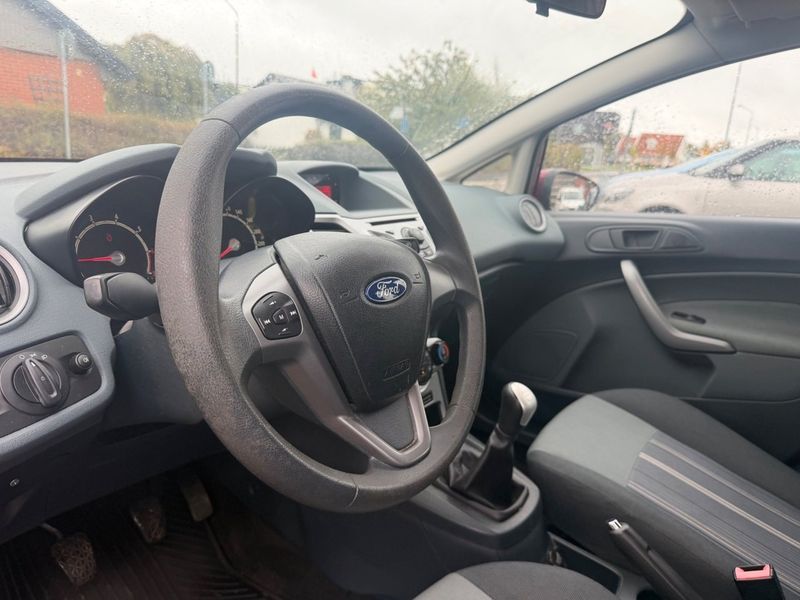 Ford Fiesta bild 10