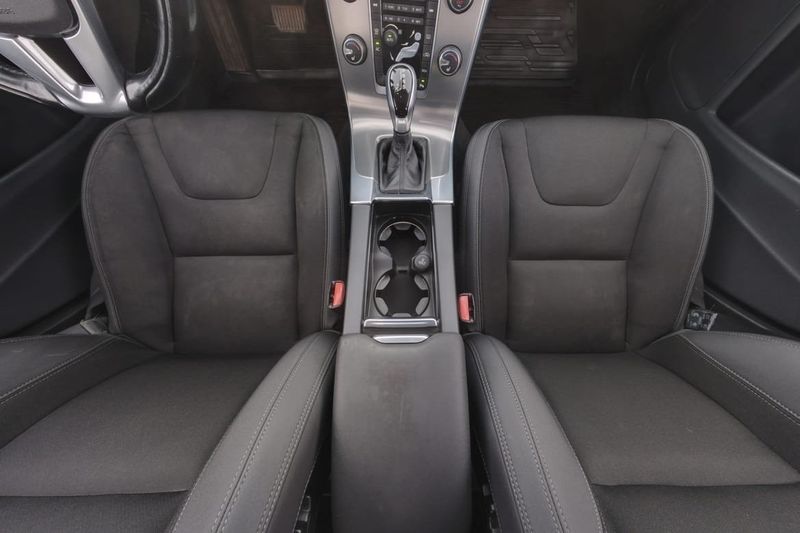 Volvo V60 bild 16
