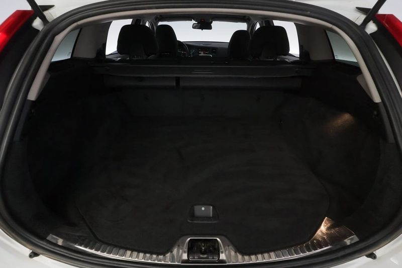 Volvo V60 bild 8