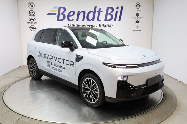 Leapmotor B10 ProMax Panoramatak, Navi, Campingläge 434km WLTP - 2026