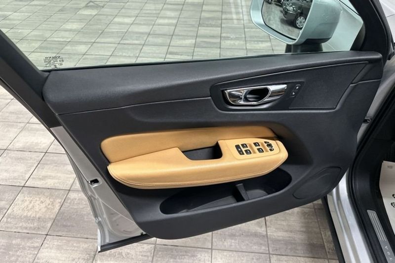 Volvo XC60 bild 7
