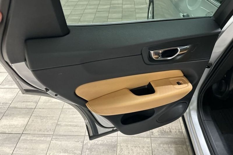 Volvo XC60 bild 12