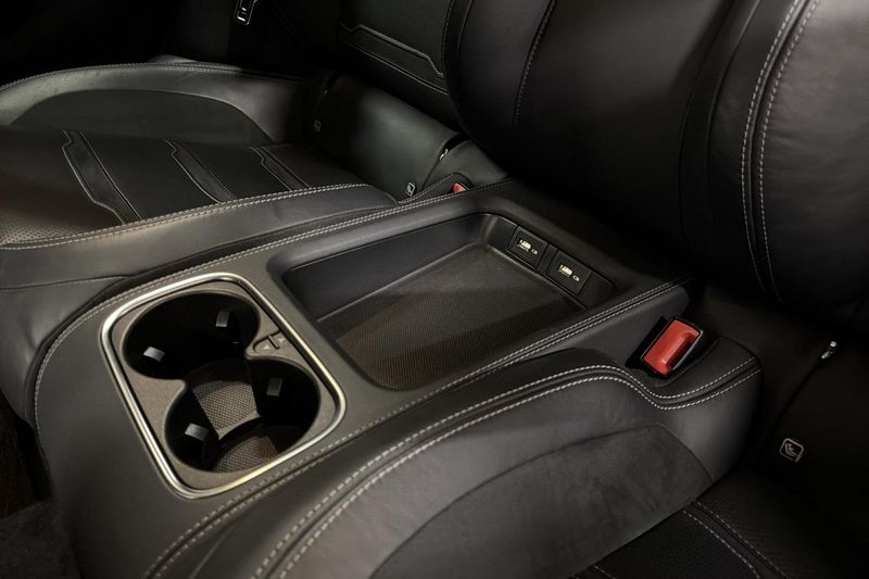 Mercedes AMG GT bild 17