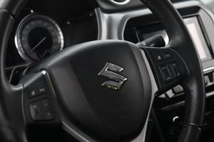 Suzuki Vitara bild 12
