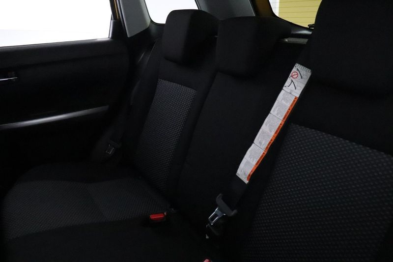 Suzuki Vitara bild 17