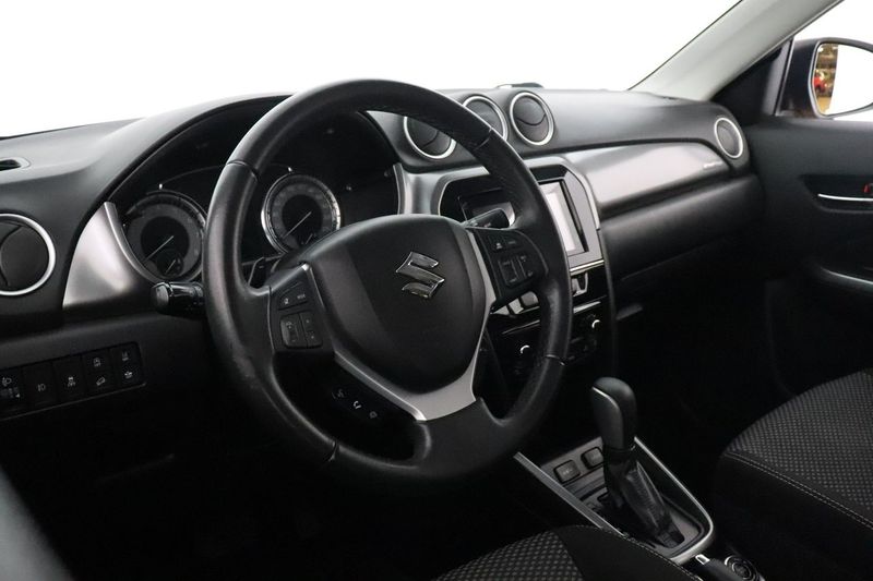 Suzuki Vitara bild 11