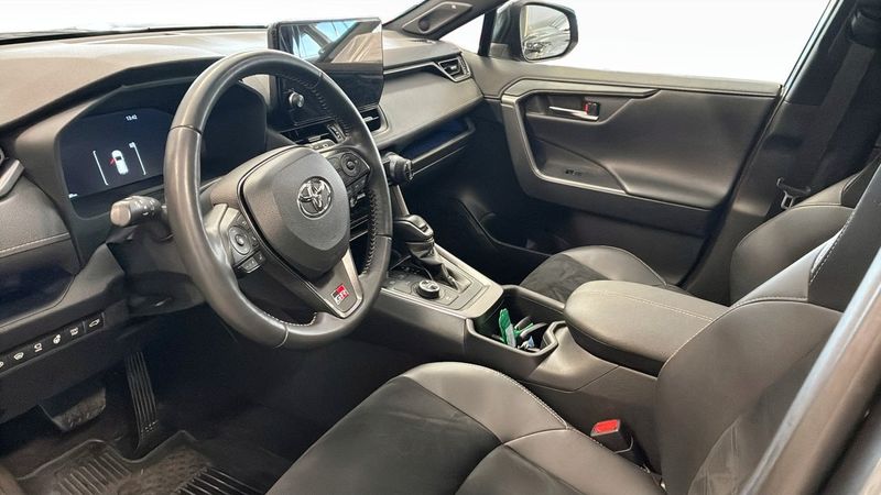 Toyota RAV4 bild 7