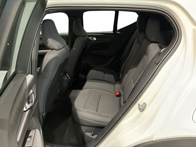 Volvo EX40 bild 9