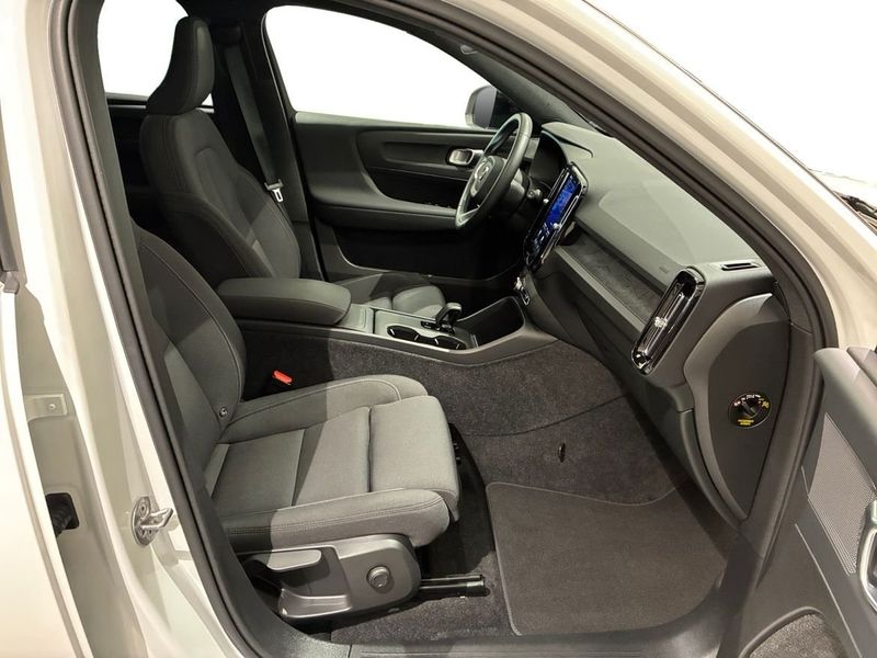 Volvo EX40 bild 7
