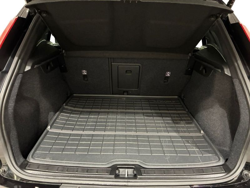 Volvo EX40 bild 12