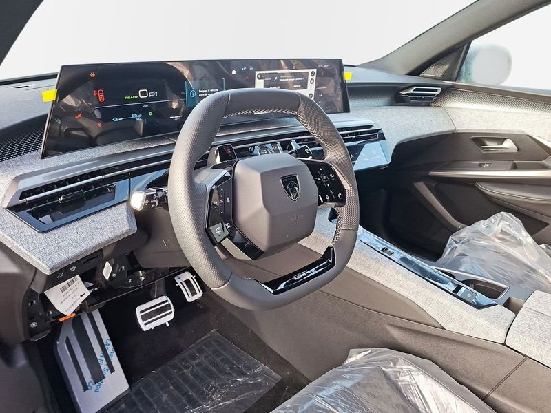 Peugeot e-3008 bild 7
