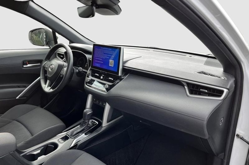 Toyota Corolla Cross bild 9