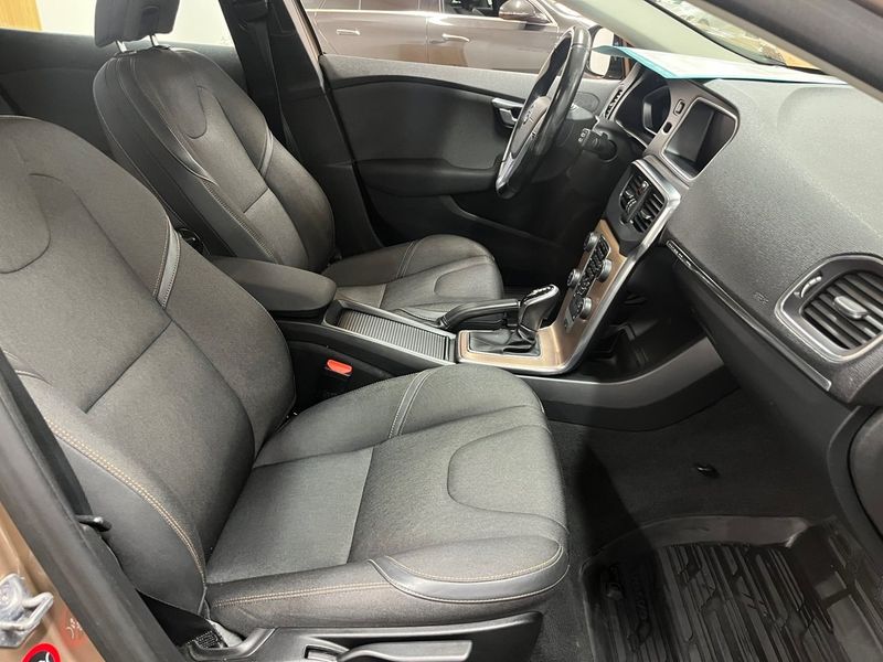 Volvo V40 bild 21