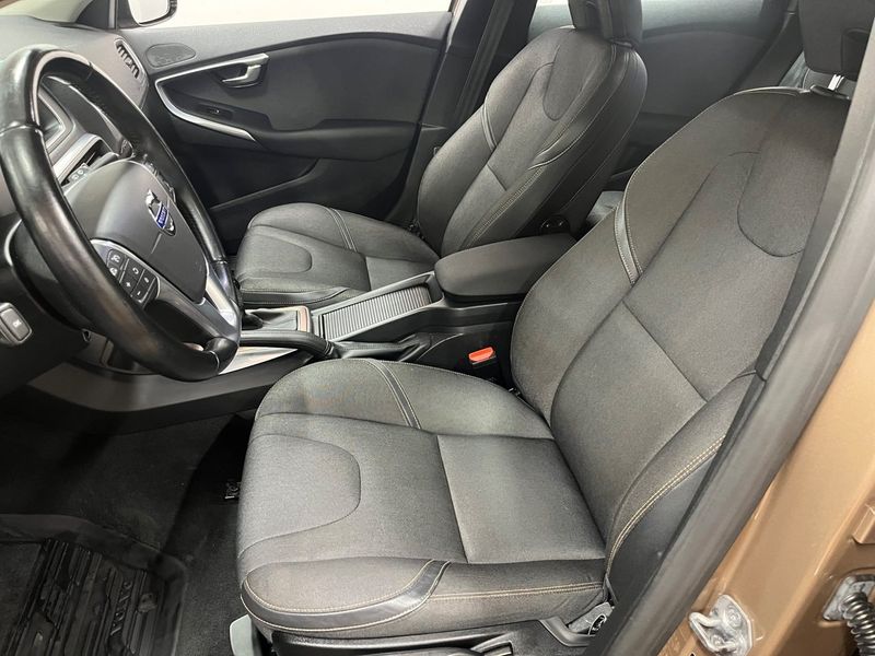 Volvo V40 bild 11