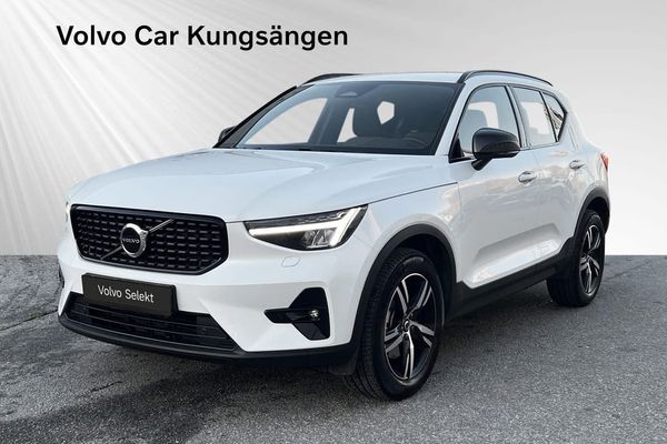 Volvo XC40 B4 FWD Bensin Plus Dark - 2026