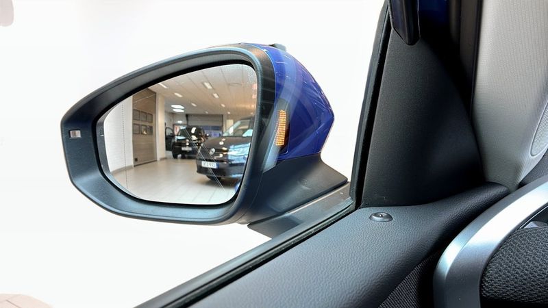 Volkswagen T-Roc bild 13