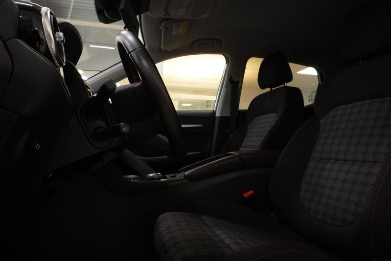 MG ZS EV bild 10