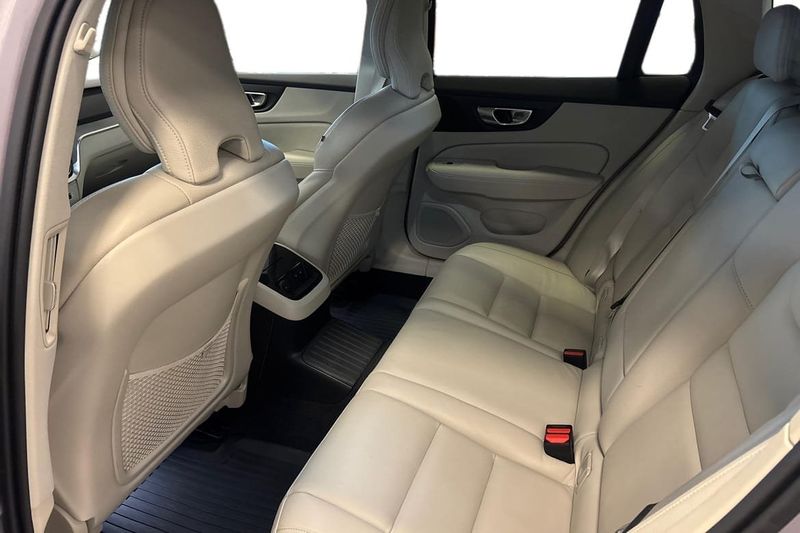 Volvo V60 bild 13