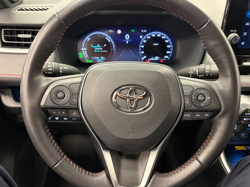 Toyota RAV4 bild 9
