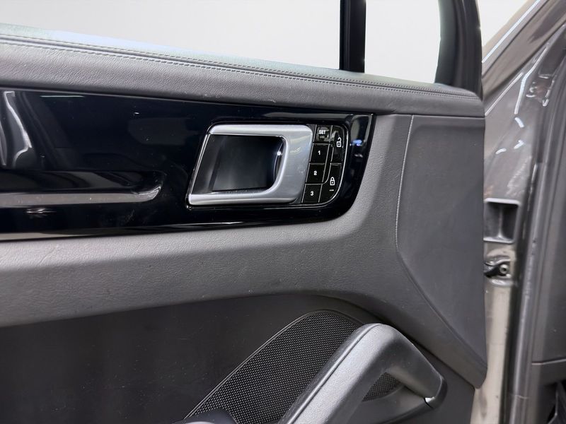 Porsche Cayenne bild 14