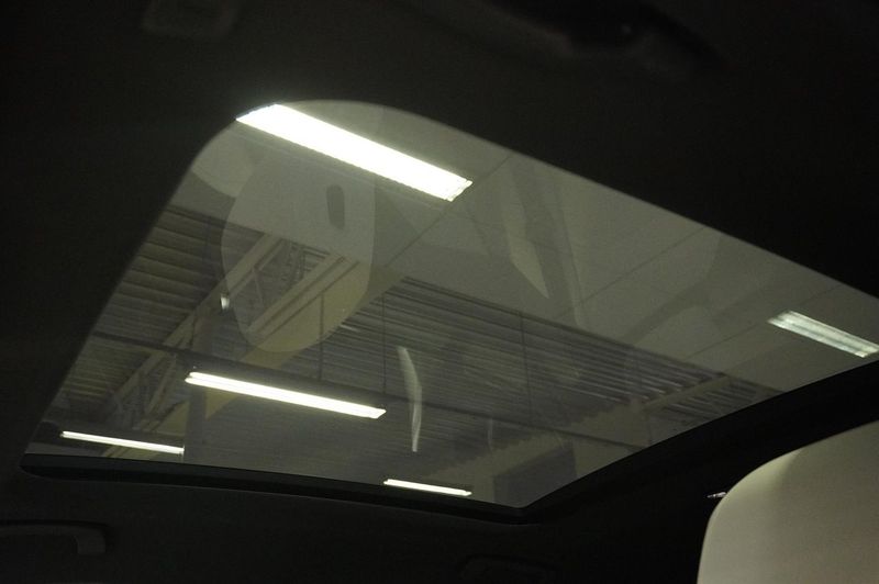 BMW i5 bild 30