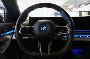 BMW i5 bild 14