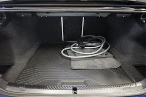 BMW i5 bild 8