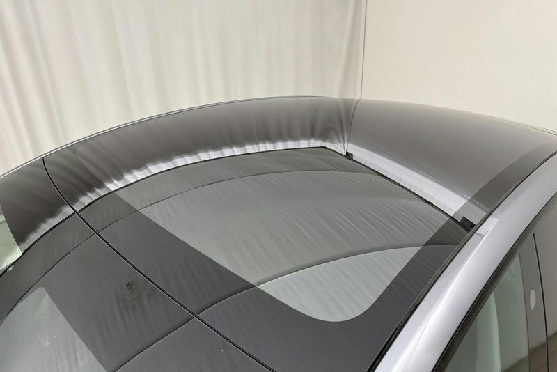 Tesla Model Y bild 22