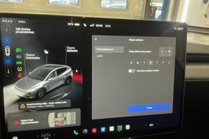 Tesla Model Y bild 15