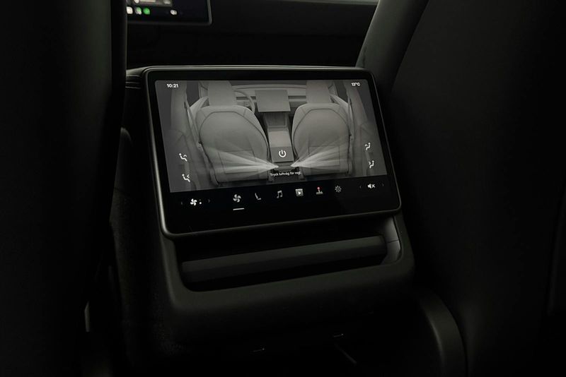 Tesla Model Y bild 17
