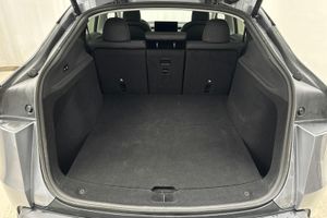 Tesla Model Y bild 10