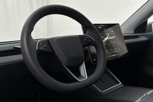 Tesla Model Y bild 20