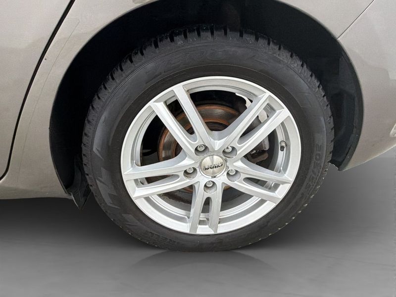 Toyota Auris bild 30