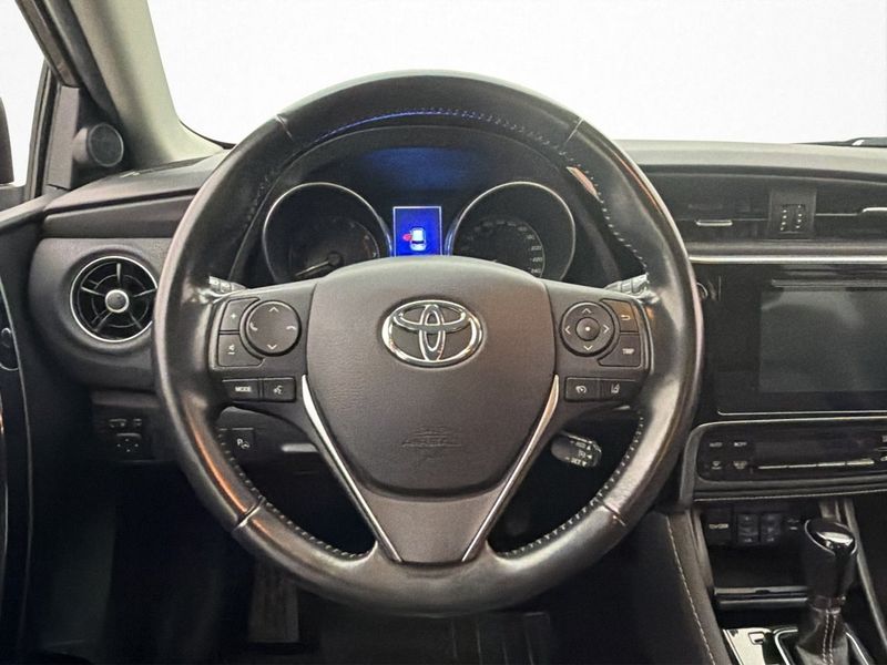 Toyota Auris bild 14