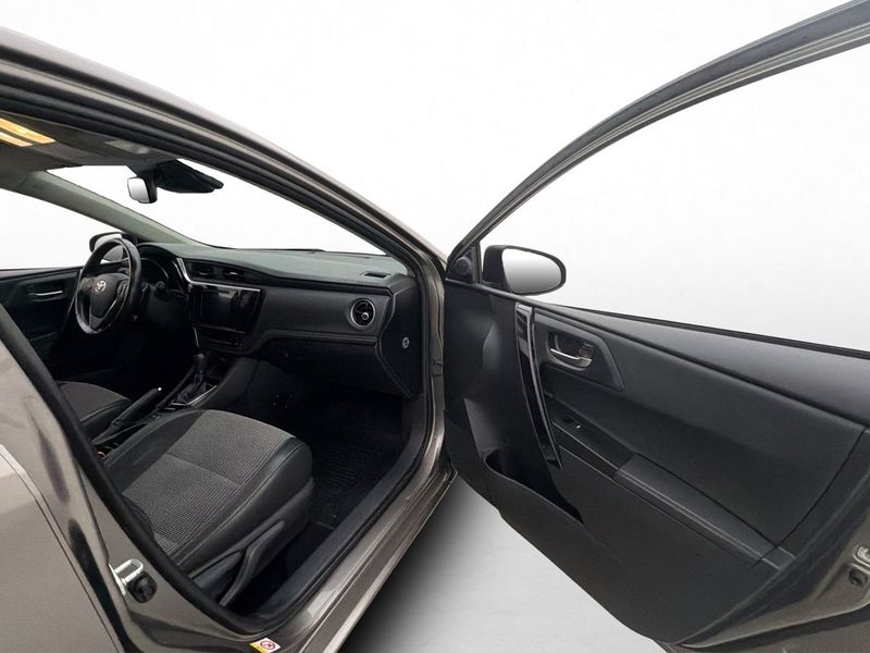 Toyota Auris bild 11