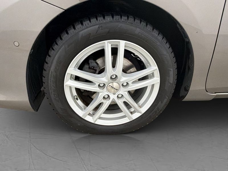Toyota Auris bild 29