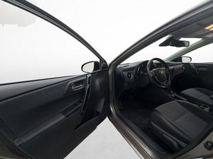 Toyota Auris bild 15