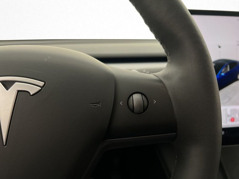 Tesla Model Y bild 20