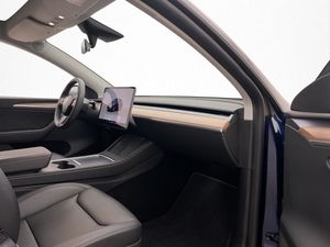 Tesla Model Y bild 12