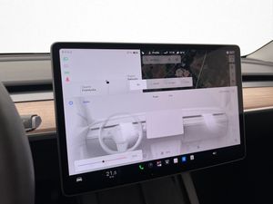 Tesla Model Y bild 28