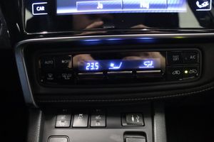 Toyota Auris bild 23