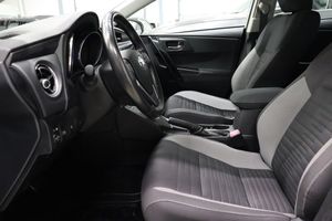 Toyota Auris bild 7