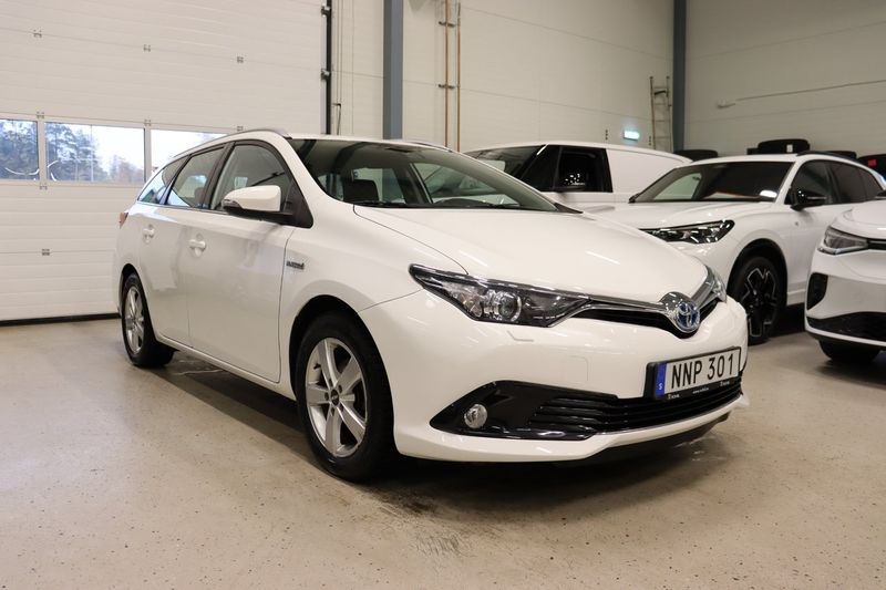 Toyota Auris bild 2